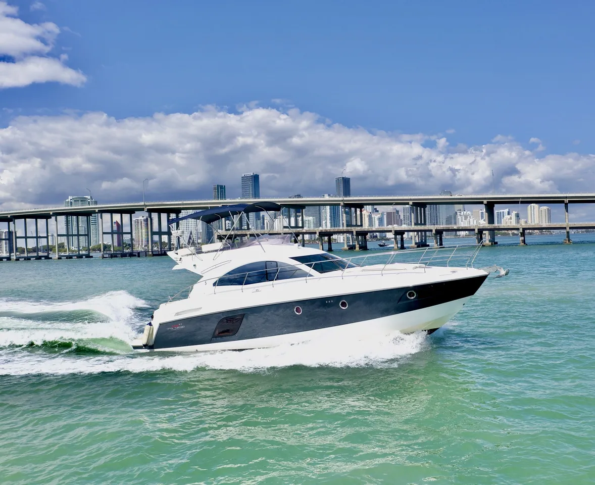 52' Beneteau image 1
