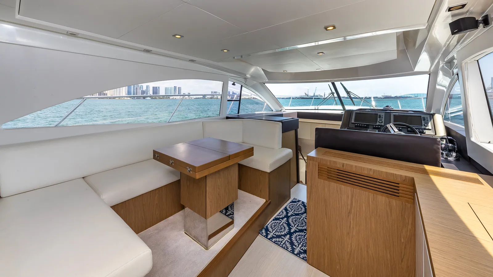 52' Beneteau — image 23